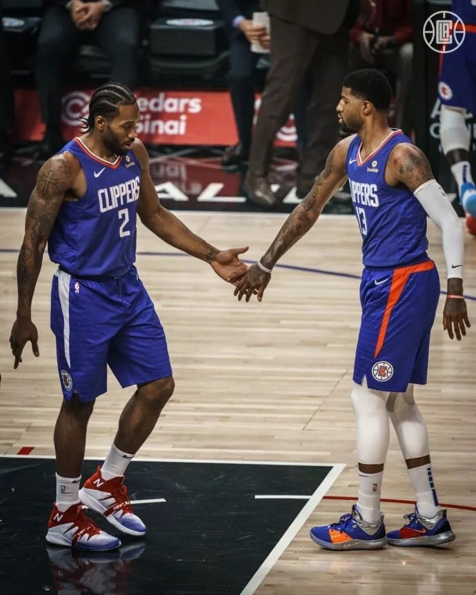 现代动作冒 现代动作冒